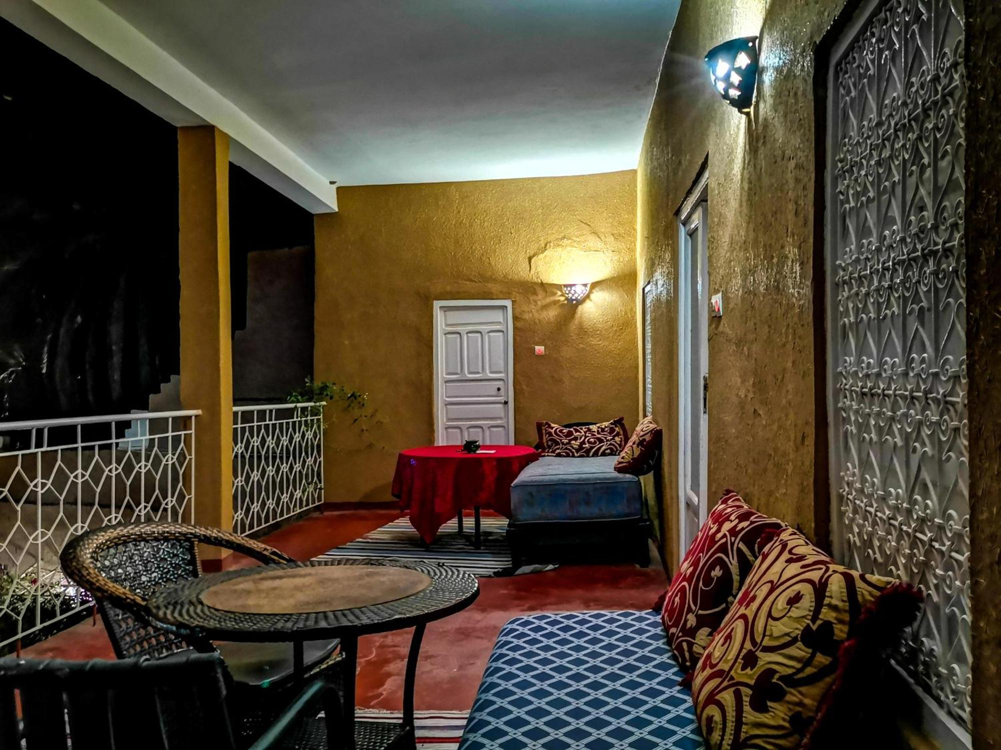 Riad Dar Zaouia ザゴラ エクステリア 写真